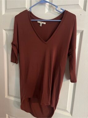 Express burgundy  V-Neck Short Sleeve Top